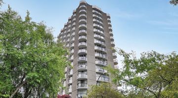 featured image of 2045 Nelson St