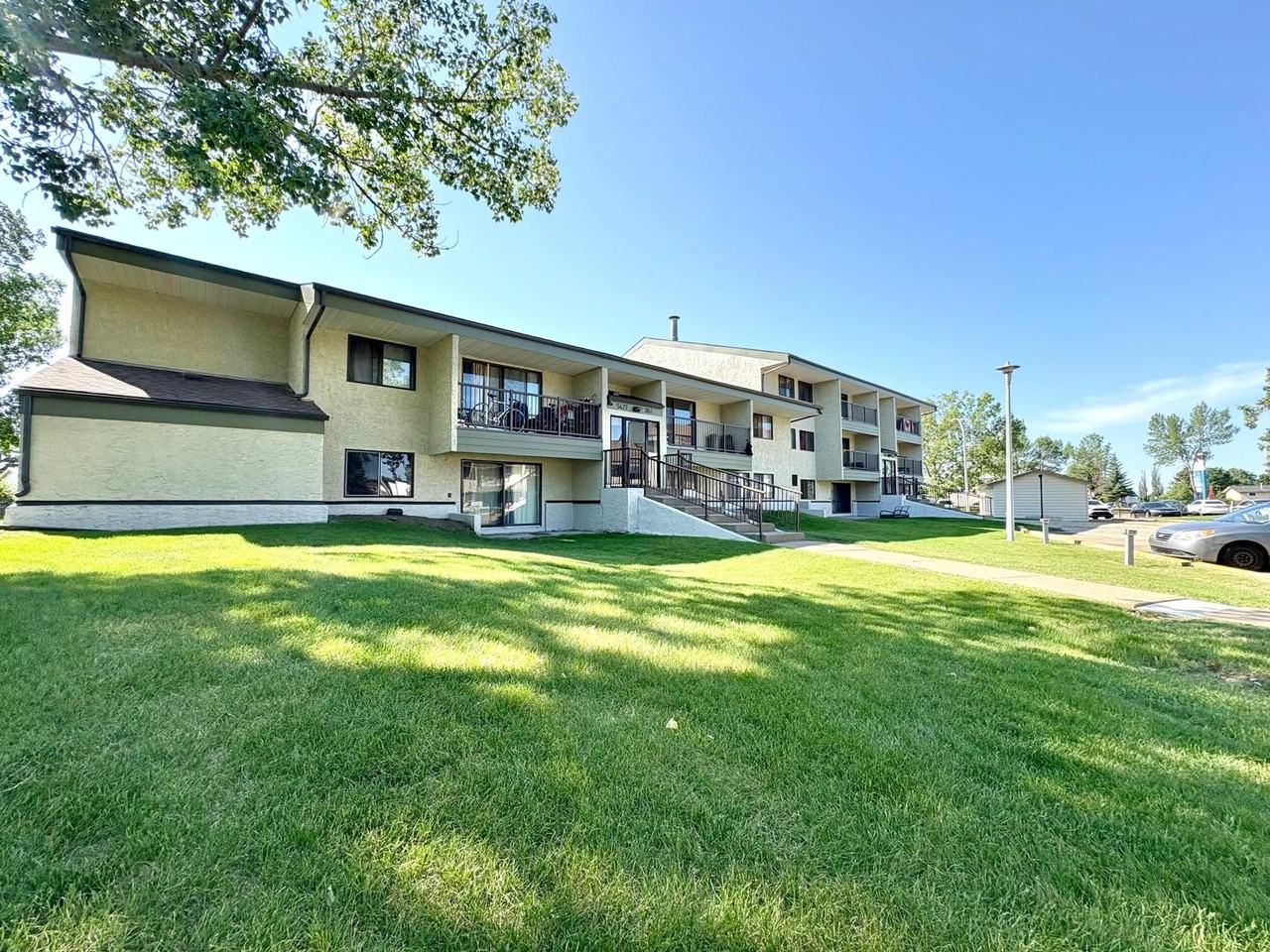 Greenview Apartments - Photo 4 of 17