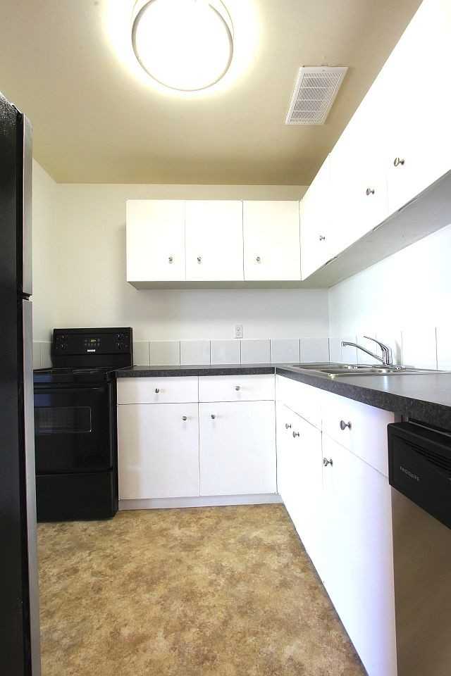 Villa Eve Townhomes - Photo 6 of 7