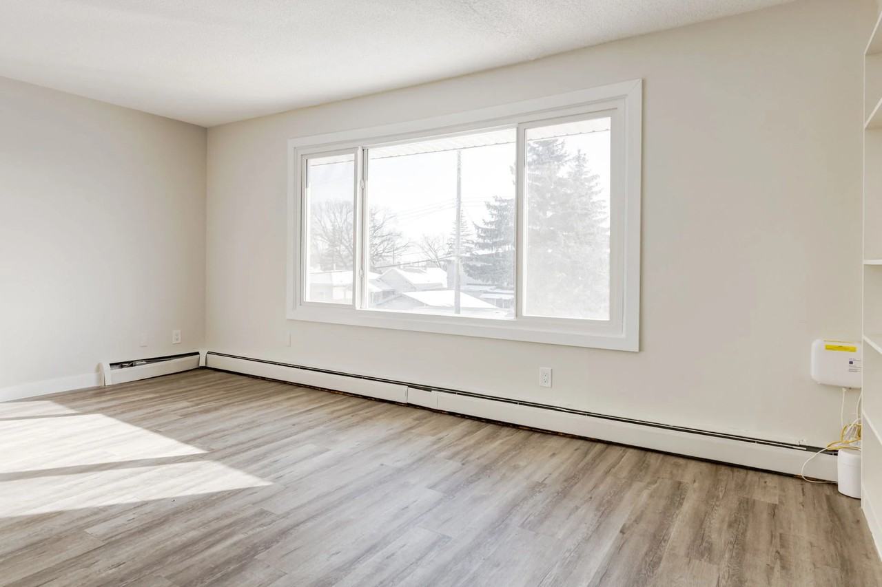 Fernwood Apartments - Photo 2 of 42