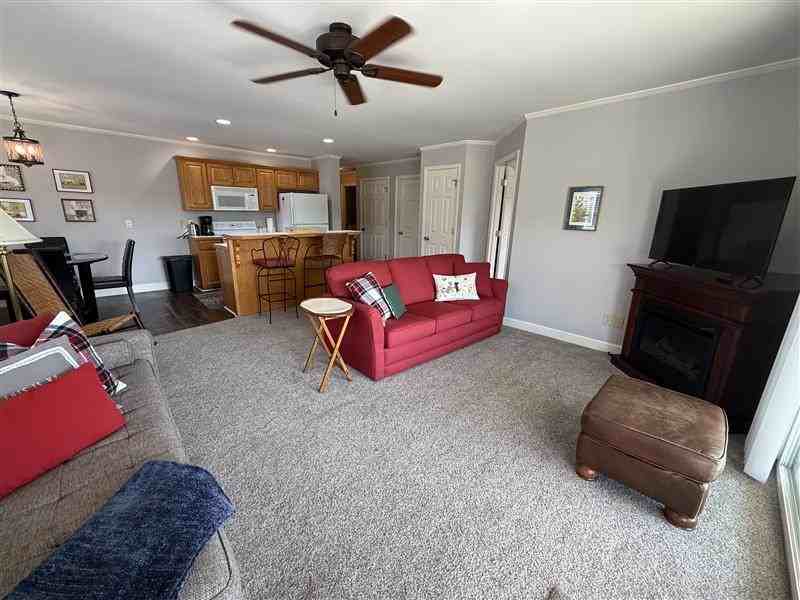 119 Birkdale Ct #1 - Photo 3 of 18