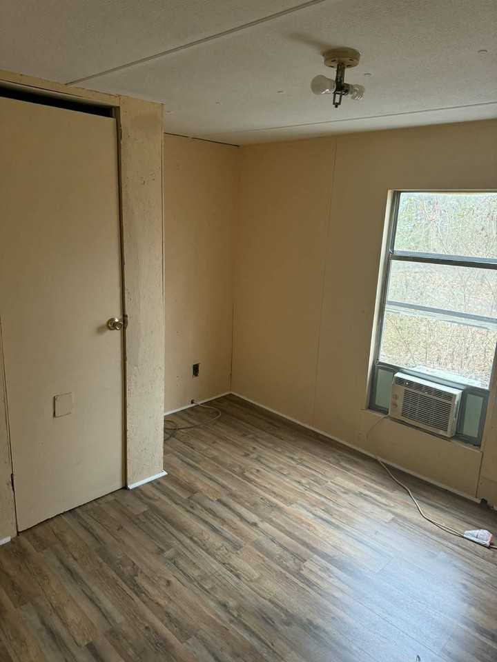 1380 Mapleash Ave #2 - Photo 7 of 10
