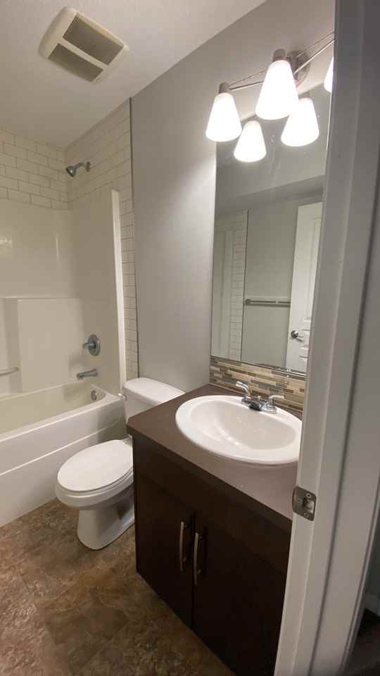 93 Auburn Crest Lane SE - Photo 3 of 9