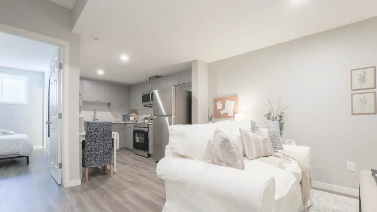 19108 22 Ave Nw - Photo 3 of 22