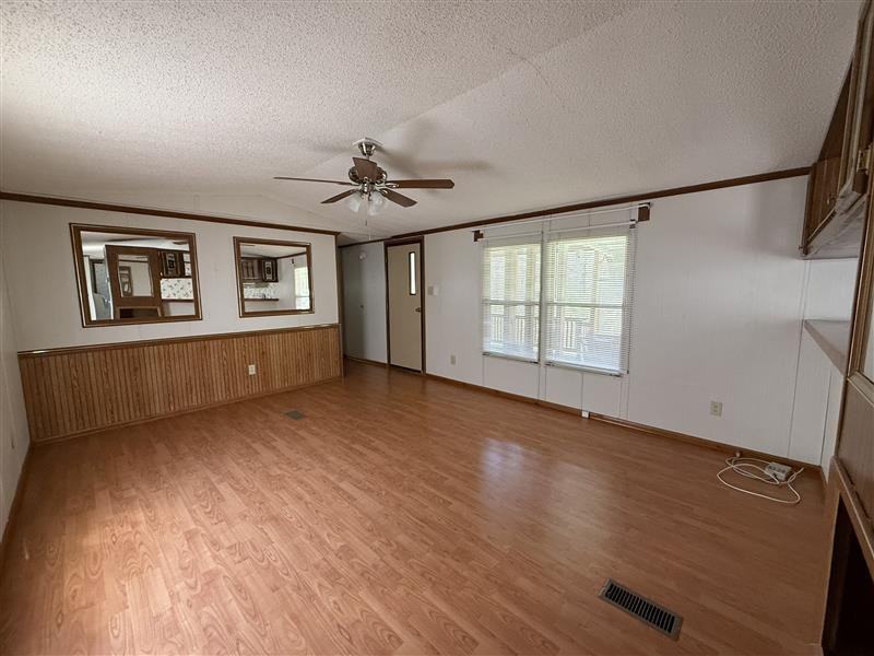 147 Hiatt Ln #1 - Photo 7 of 16