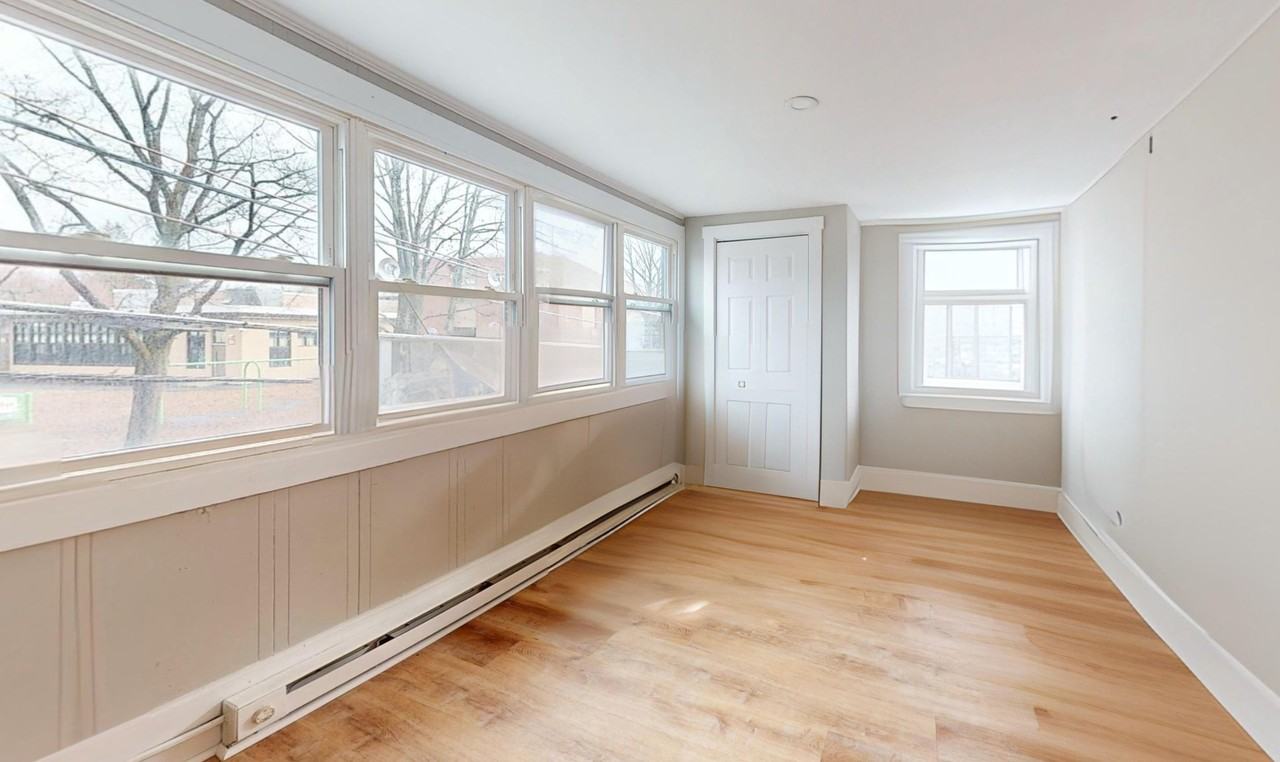 91 Marlboro St #2 - Photo 5 of 9