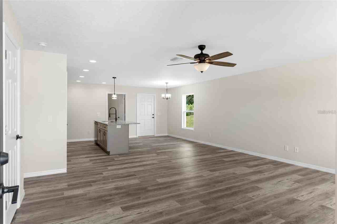 328 Eucalyptus Rd - Photo 4 of 11