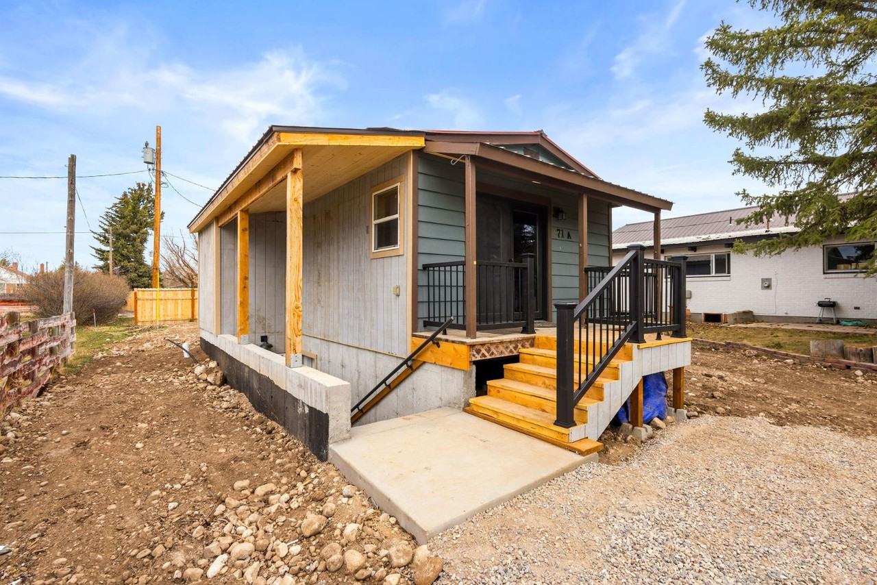 71 E Ashley Ave Unit A - Photo 3 of 10