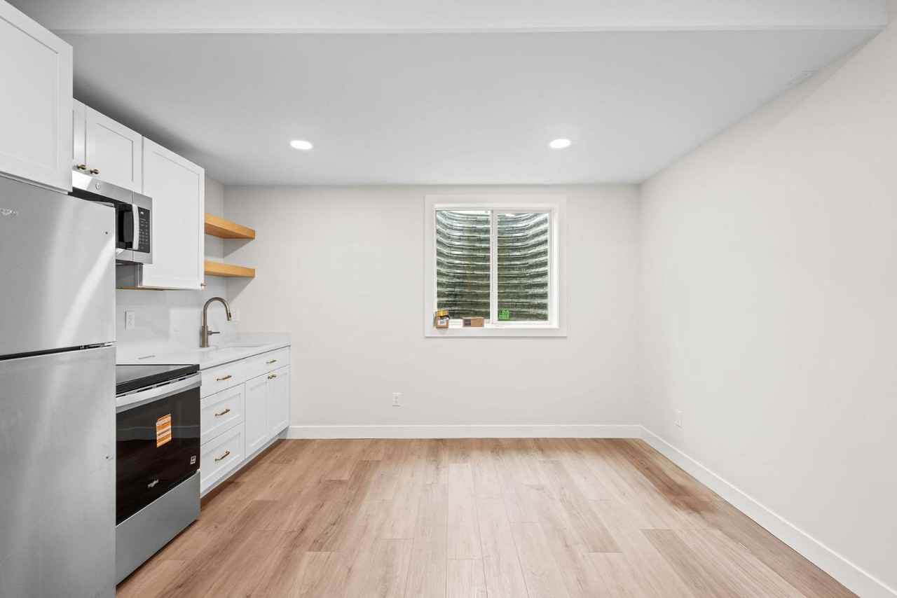 71 E Ashley Ave Unit A - Photo 6 of 10