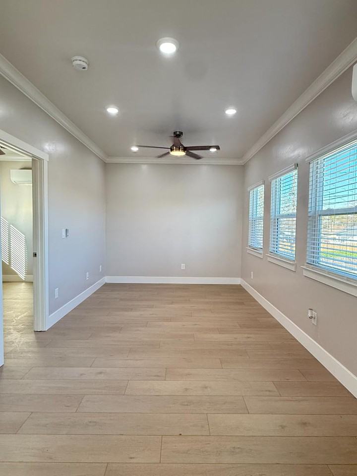 Harris Ave - Photo 6 of 10