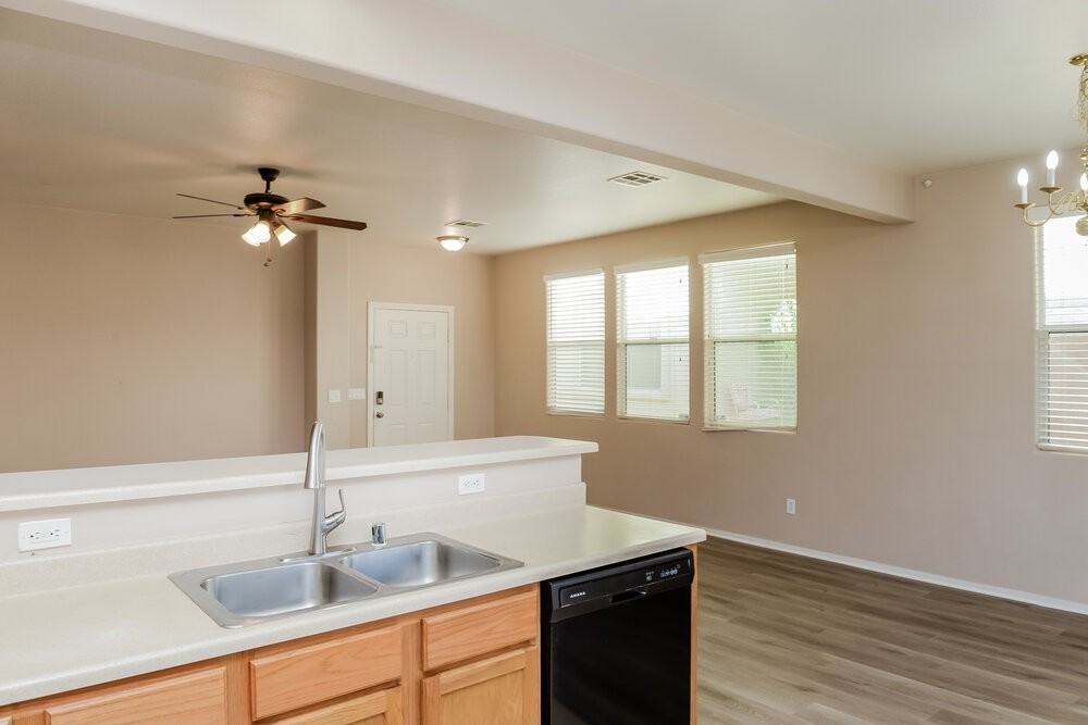 332 Plum Horse Ave - Photo 7 of 16