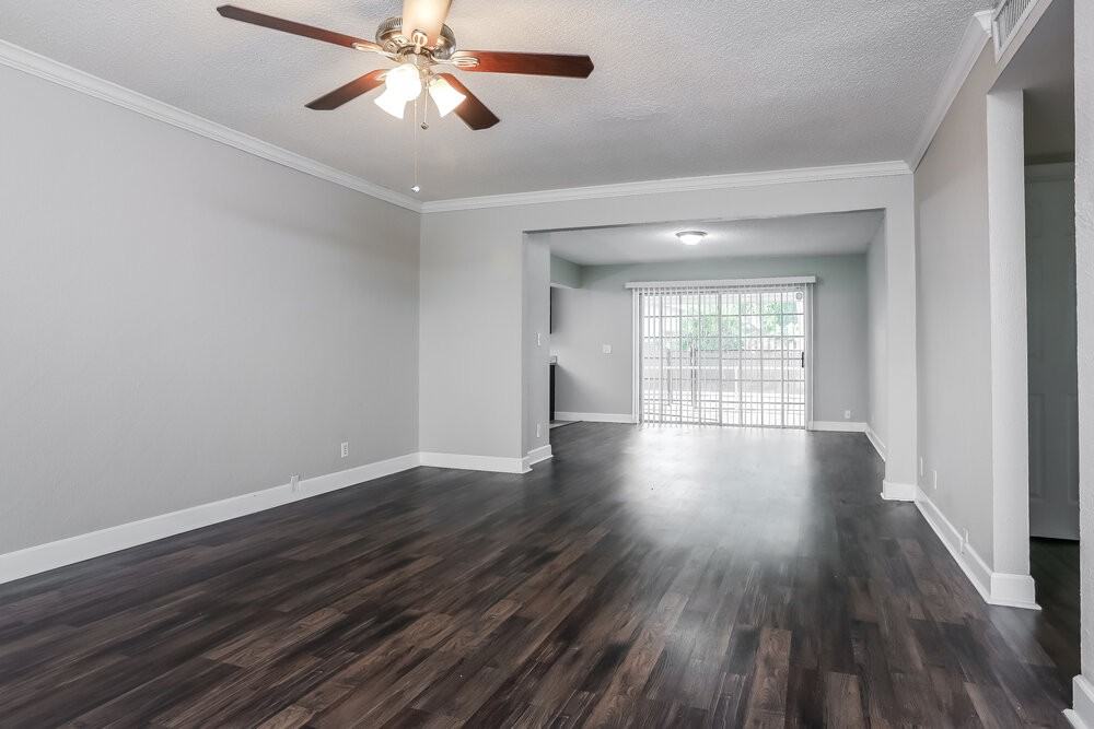 3291 Nw 65th St - Photo 7 of 16