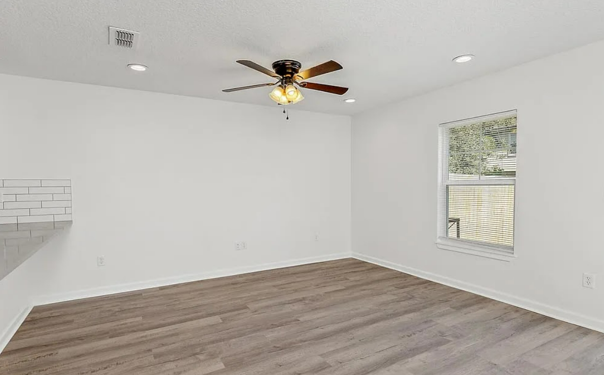 3585 Drexel St #1 - Photo 6 of 15