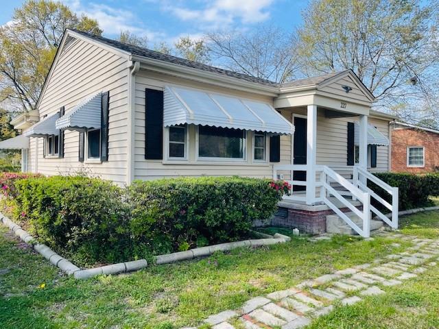 227 Kenneth Blvd #1 - Photo 2 of 25