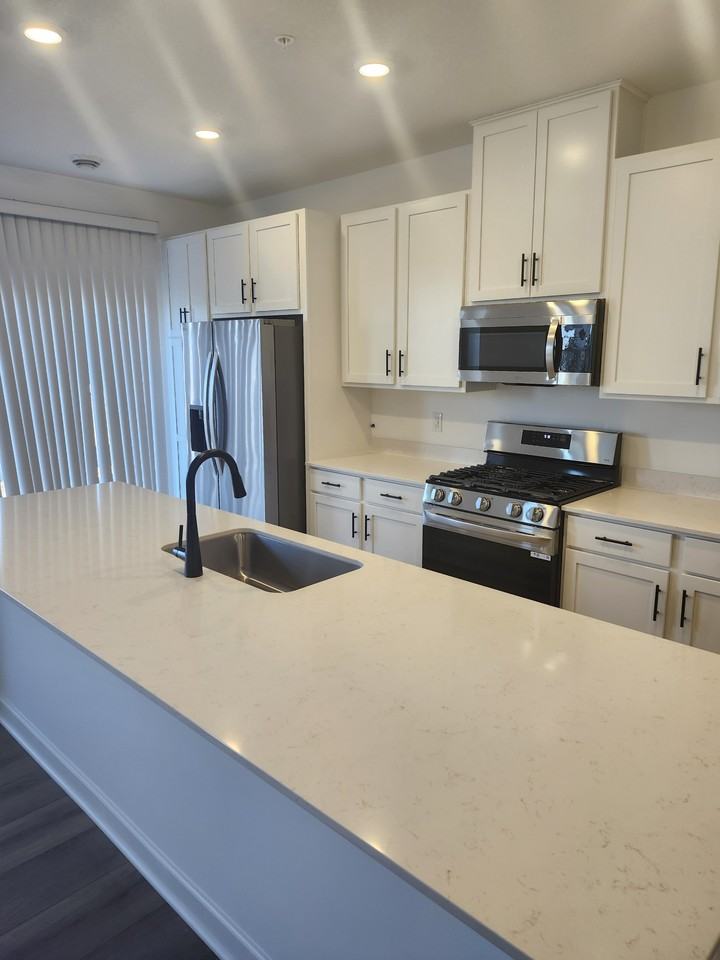 10531 Harbor Ln N #1 - Photo 4 of 18