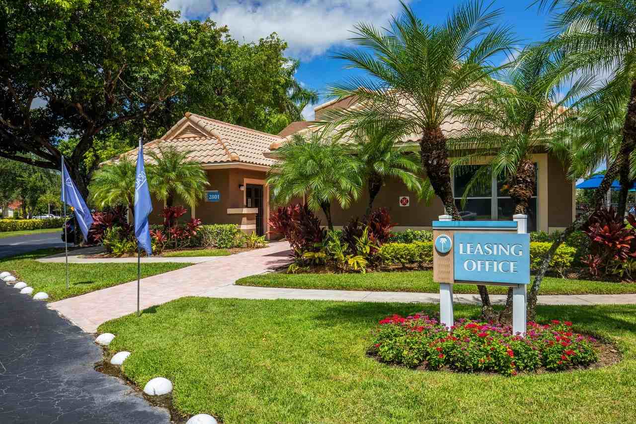 2801 Northwest 91st. Ave. - Photo 5 of 50