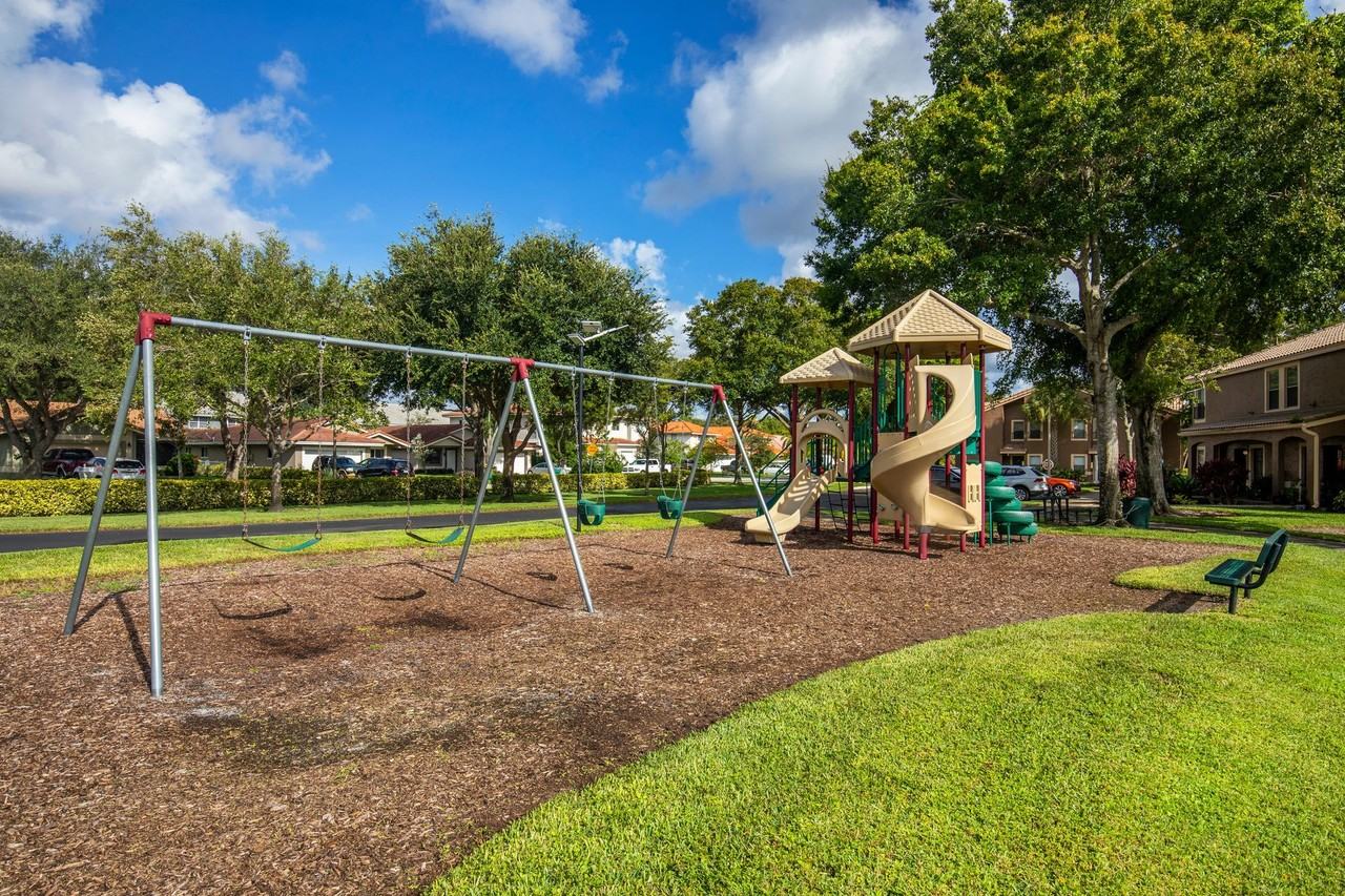 2801 Northwest 91st. Ave. - Photo 6 of 50