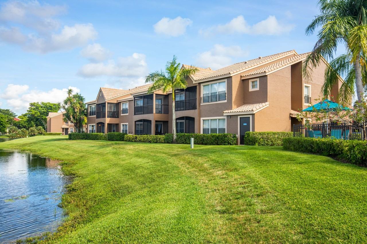 2801 Northwest 91st. Ave. - Photo 7 of 50