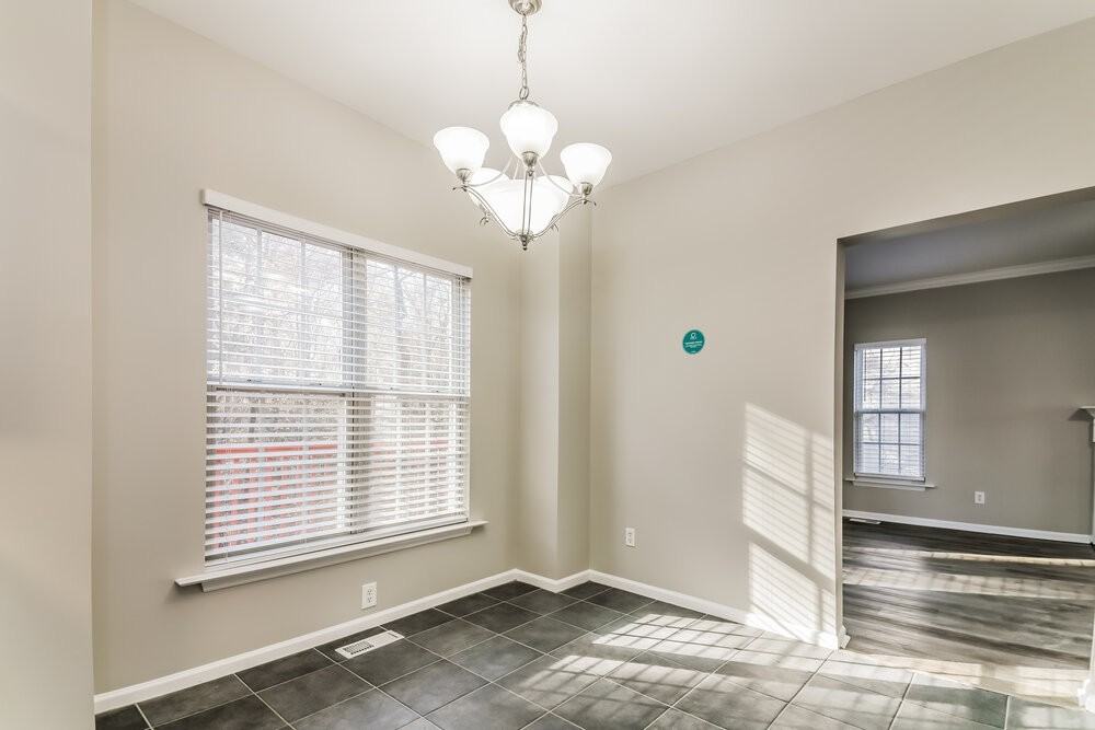 3348 Forest Mill Cir - Photo 7 of 17