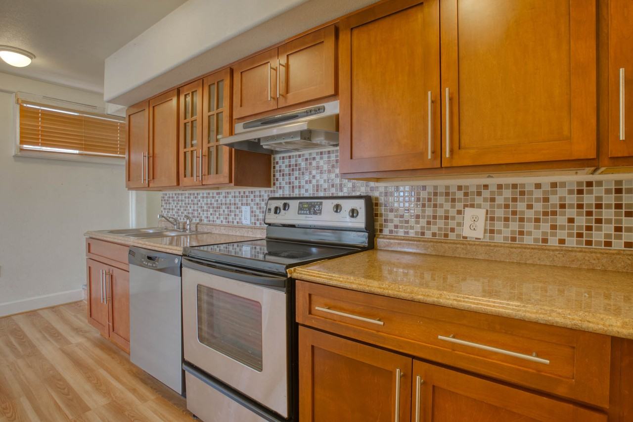 2136 Alki Ave Sw #103 - Photo 2 of 20