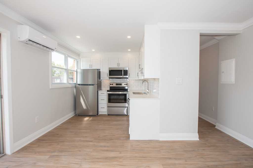 81 Empire St - Photo 3 of 18