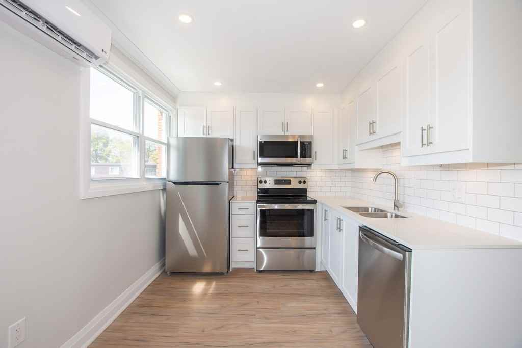 81 Empire St - Photo 5 of 18