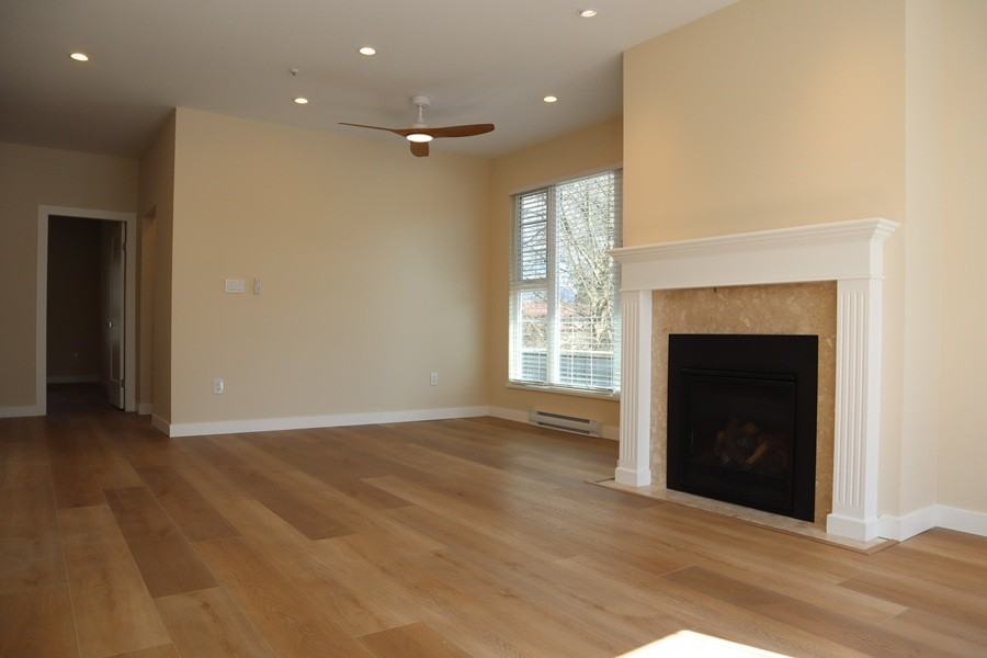 2253 Welcher Ave #403 - Photo 4 of 42