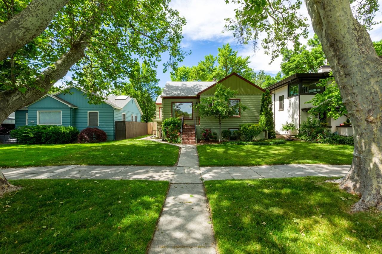 1411 W Fort St #1 - Photo 3 of 48