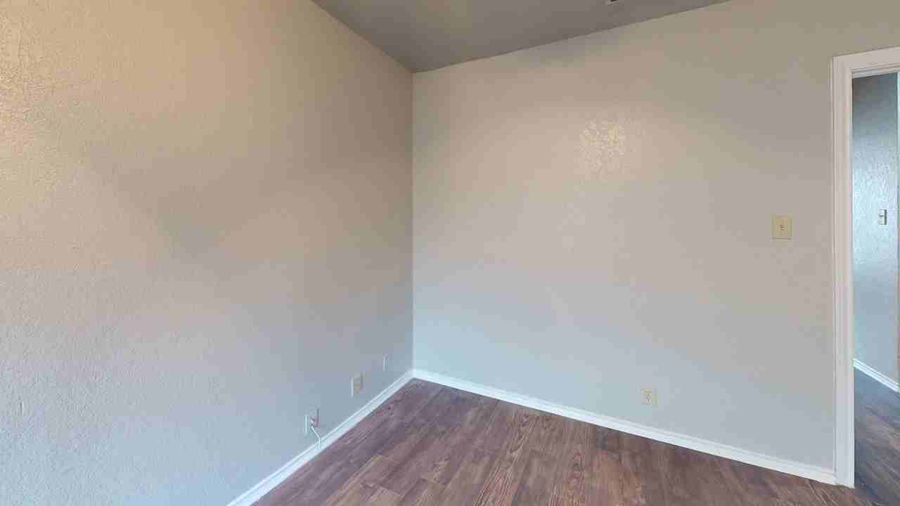 Craig Place Apartments - Photo 6 of 28