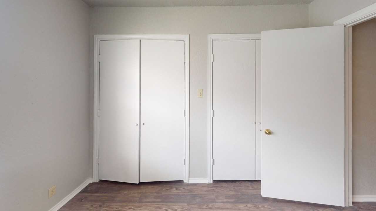 Craig Place Apartments - Photo 7 of 28