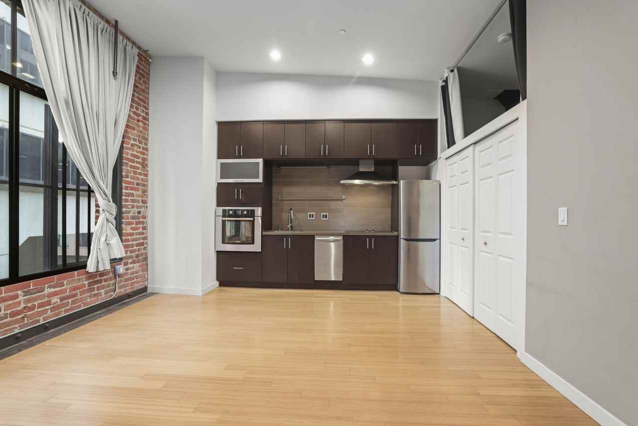 16 Jessie St #1 - Photo 7 of 26