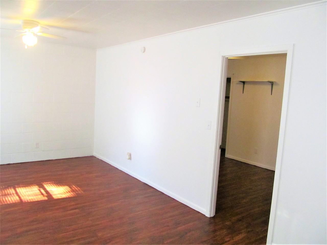 Holly Oak St #1028 - Photo 3 of 41