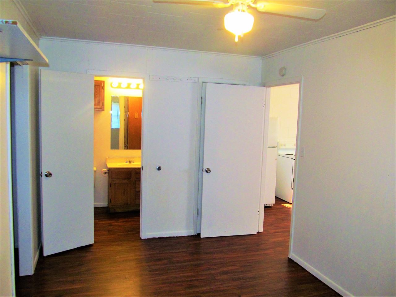 Holly Oak St #1028 - Photo 4 of 41