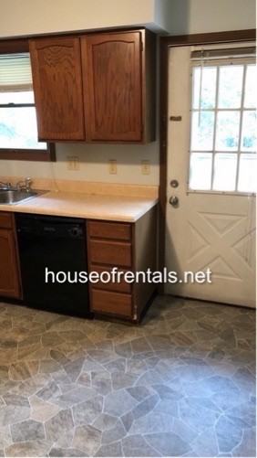 1614 Shady Dr - Photo 2 of 10