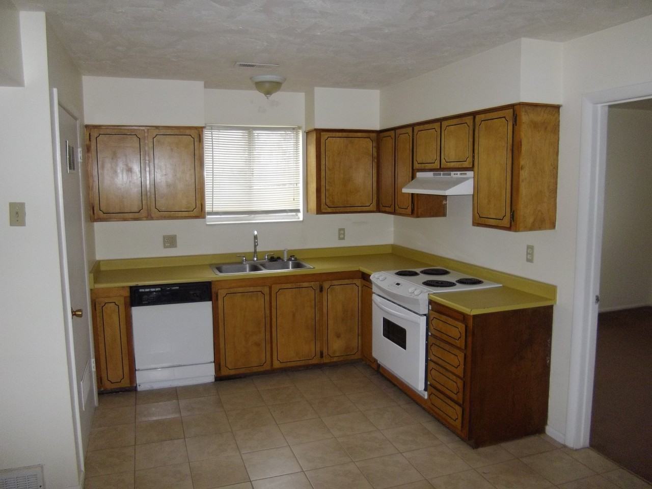 485-487 Delta-485 Delta #485DELTA - Photo 3 of 22