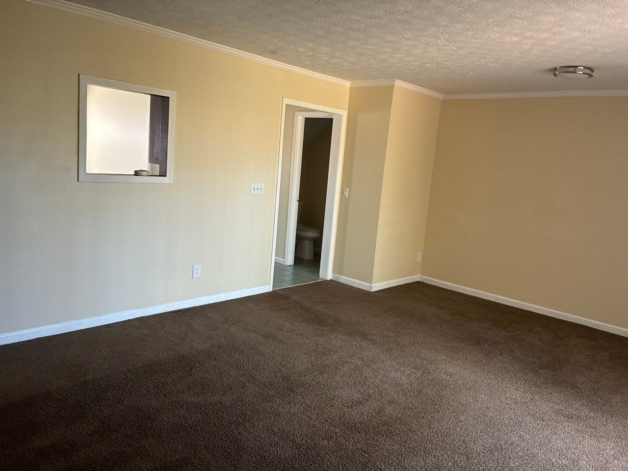 1945 Patterson Cir - Photo 2 of 22