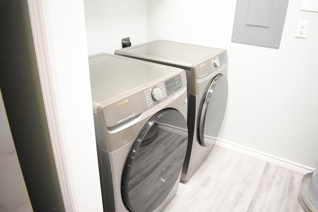 1905 Banita St #202 - Photo 7 of 14