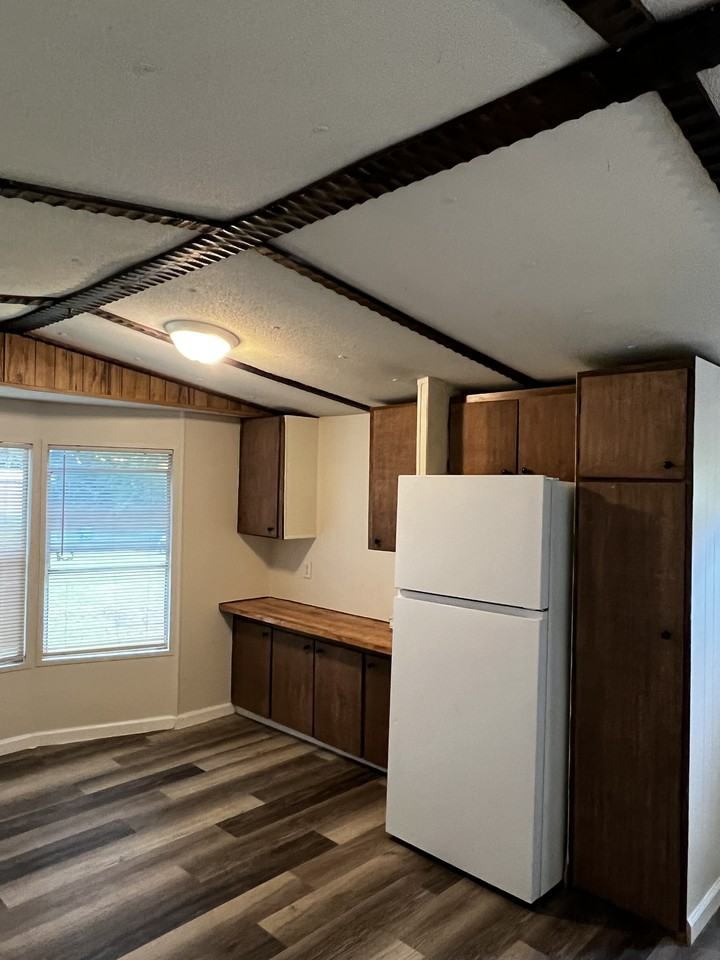 1031 Aaron Ln #13 - Photo 3 of 10