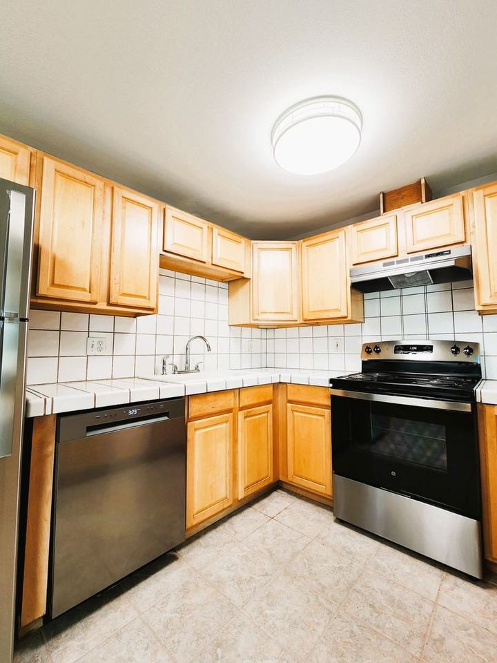 The Enclave of West Richland - Photo 4 of 42