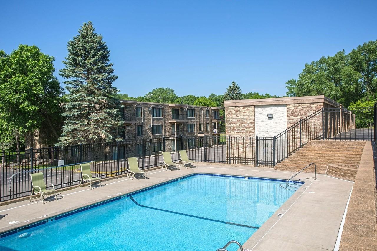 Cedar Valley Apartments - Photo 4 of 14