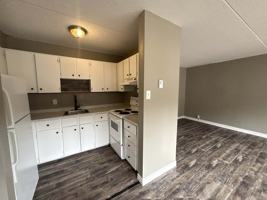 featured image of 411 Ellerdale St #107