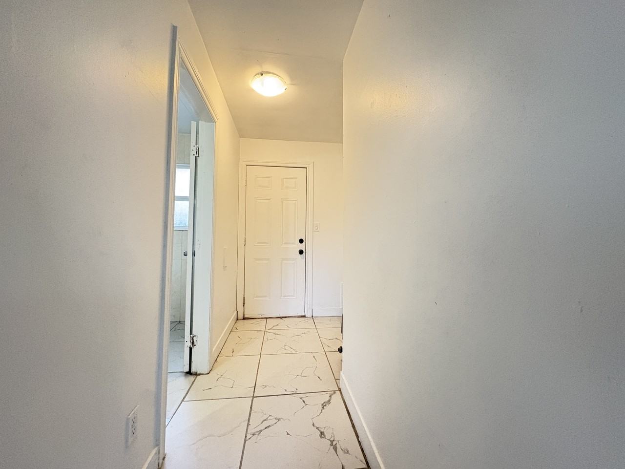 23244 Dewdney Trunk Rd #1 - Photo 5 of 6