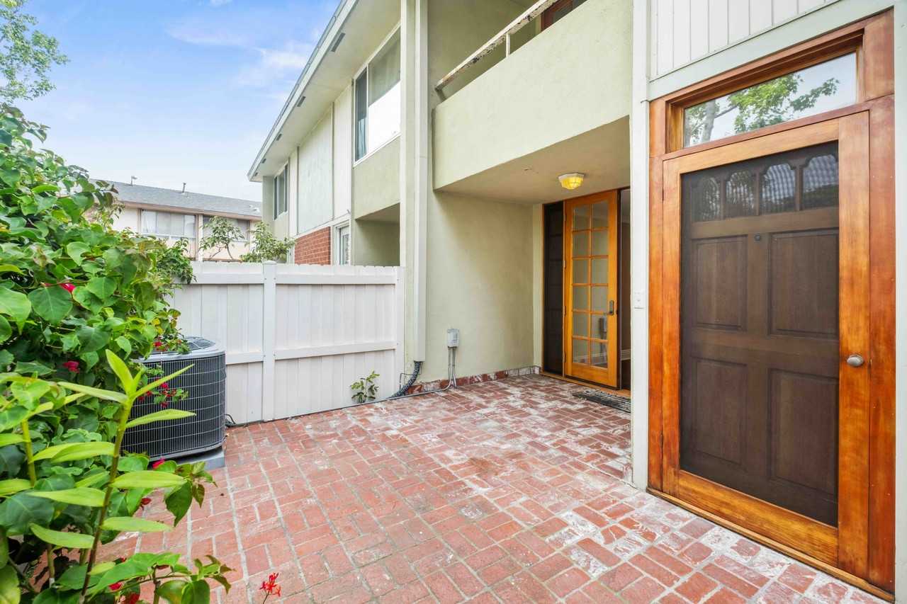 5215 Sepulveda Blvd #1 - Photo 3 of 48