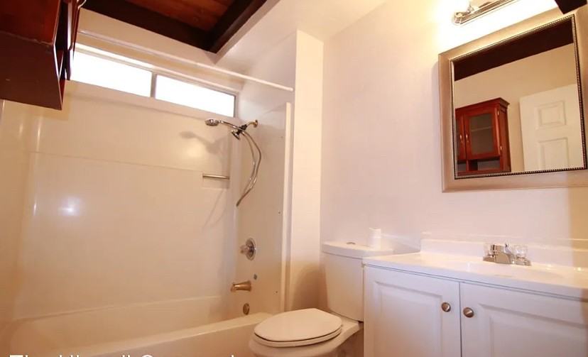 14196 Decatur Dr #1 - Photo 7 of 12