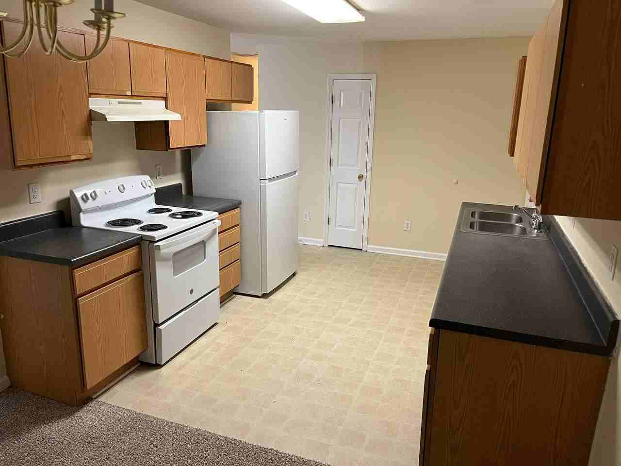 7017 Corfu Pl #1 - Photo 5 of 12