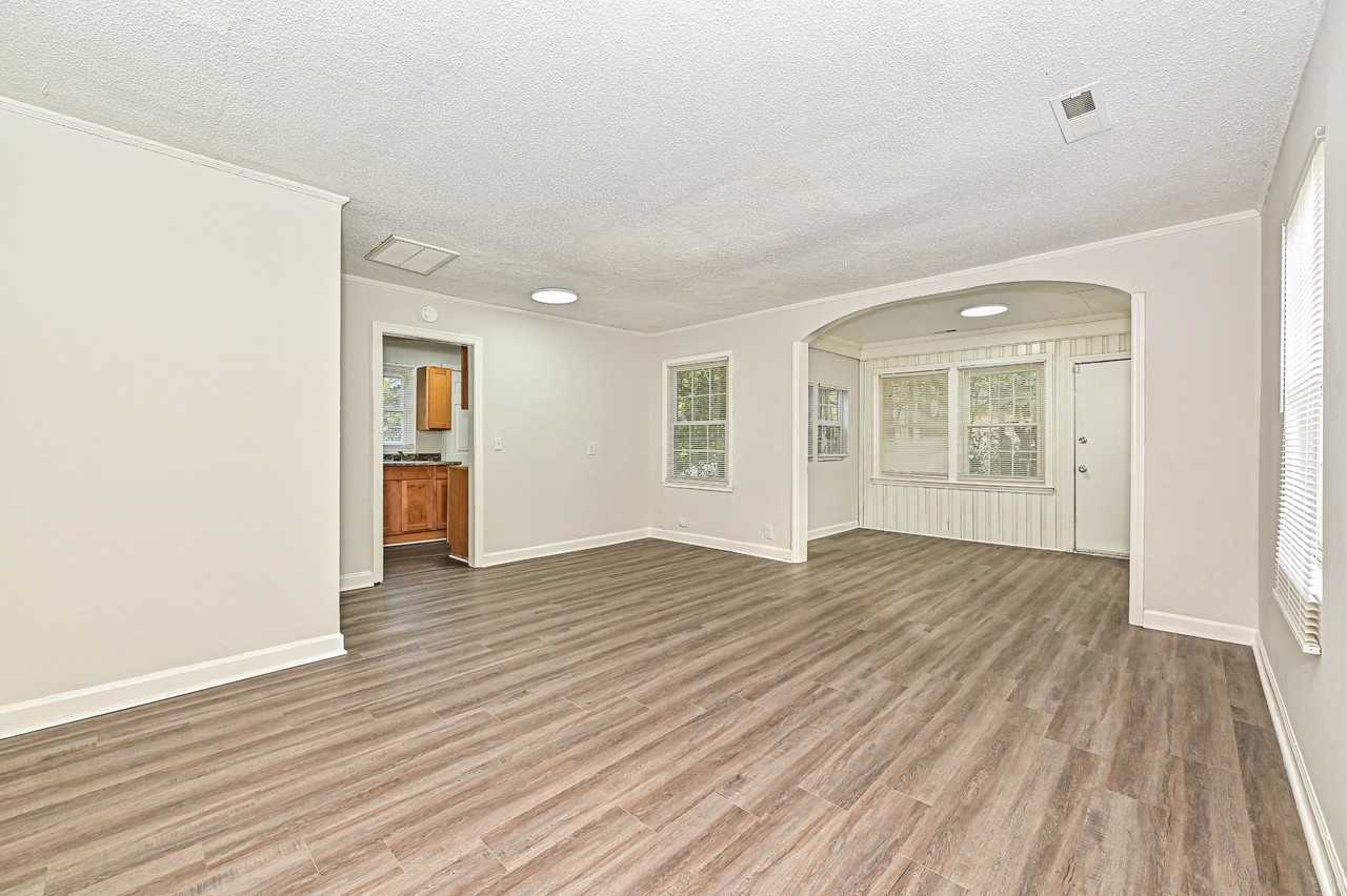 301 Seldon Dr #1 - Photo 2 of 21