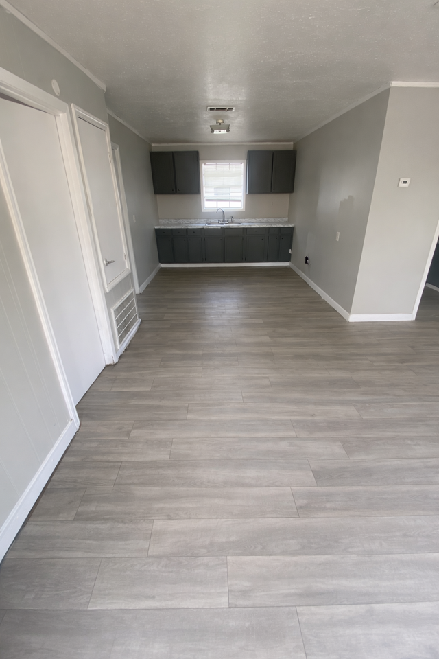 115 DR 980 - A14 #A14 - Photo 2 of 6