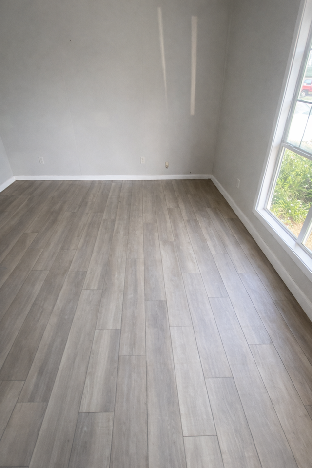 115 DR 980 - A14 #A14 - Photo 3 of 6