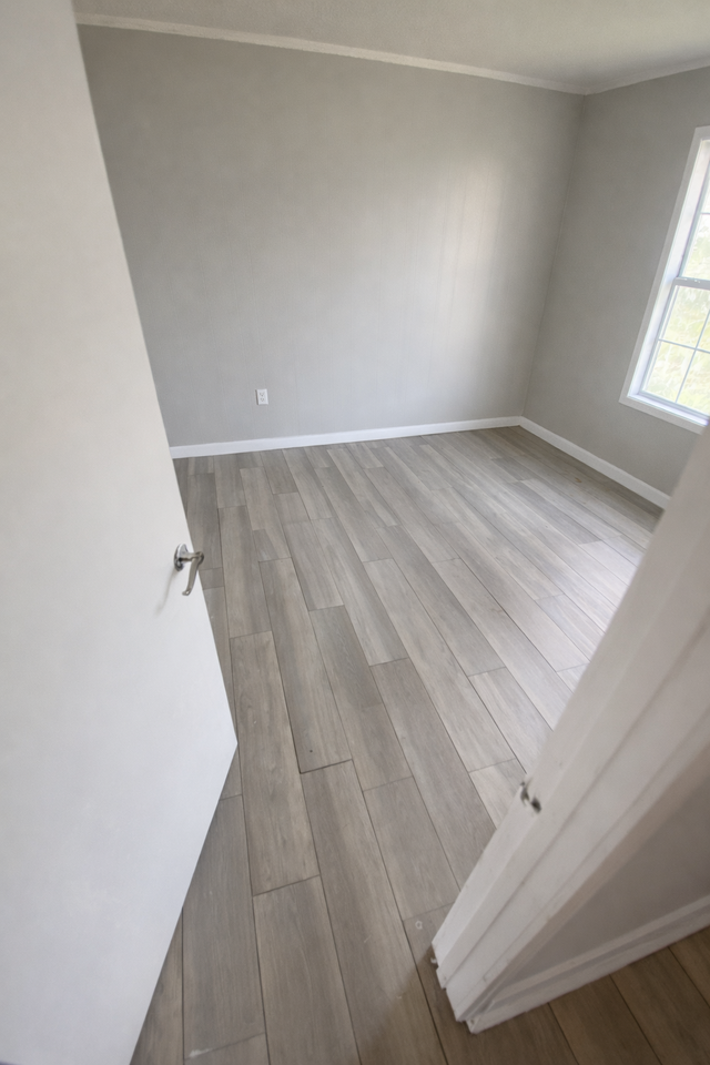 115 DR 980 - A14 #A14 - Photo 4 of 6