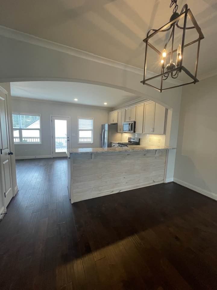 978 Lennox BlvdBirmingham, AL35216 - Photo 4 of 26